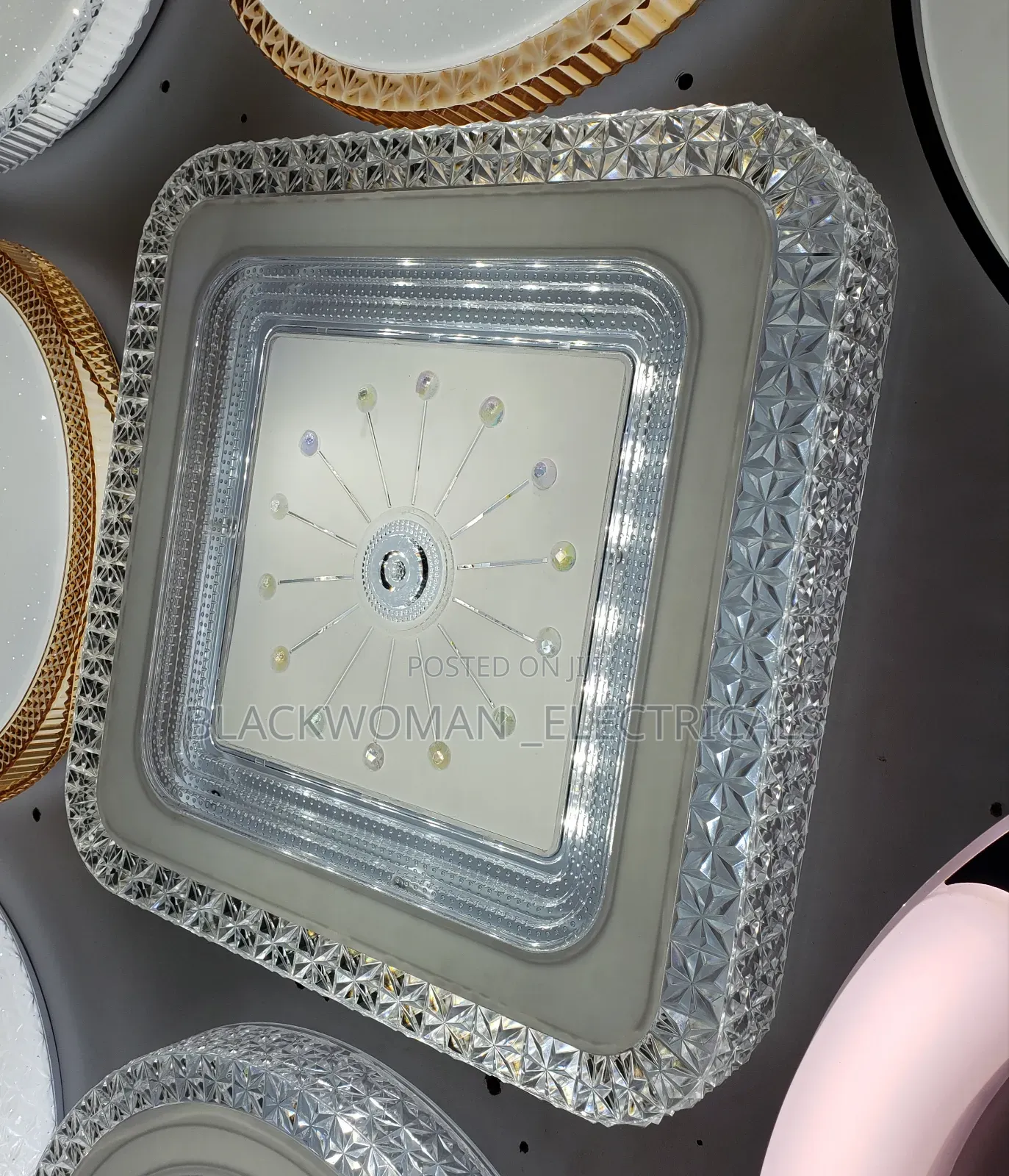 3n1 Elegant Ceiling Light Square Shape, Changes 3 Colors