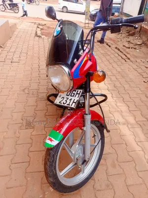 Bajaj CT 125X 2025 Red
