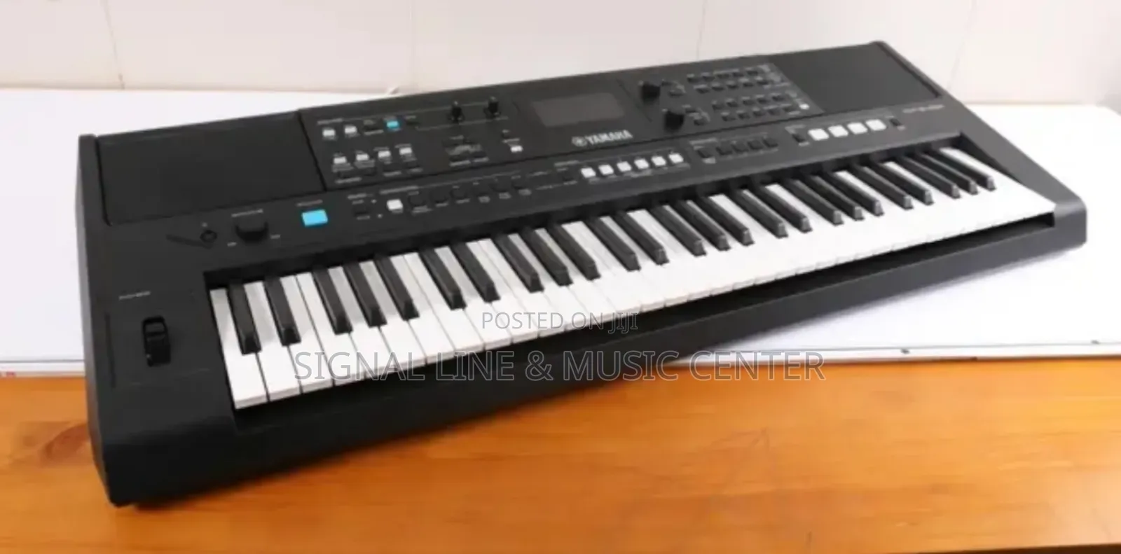 Yamaha Keyboard PSR E483