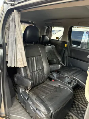 Toyota Alphard 2.4 Petrol FWD 2011 Silver