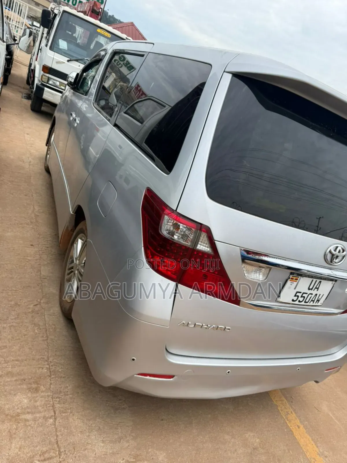 Toyota Alphard 2.4 Petrol FWD 2011 Silver