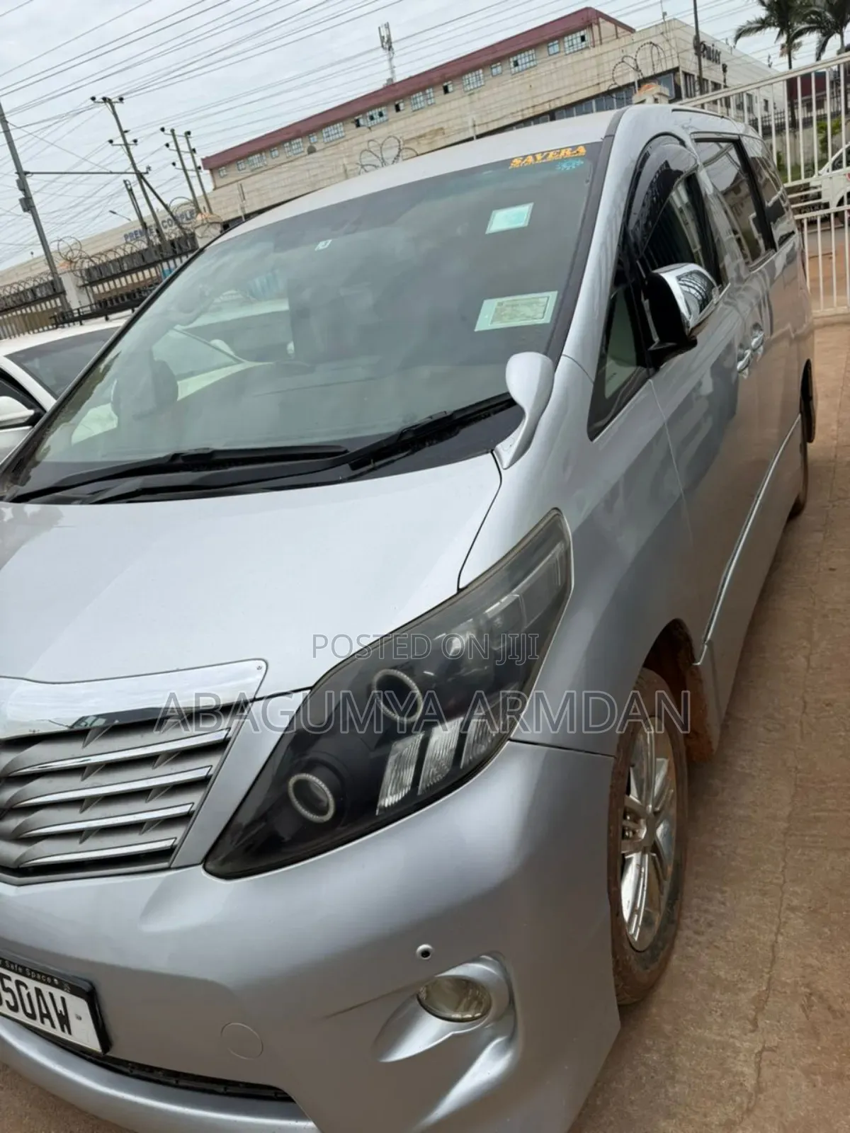Toyota Alphard 2.4 Petrol FWD 2011 Silver