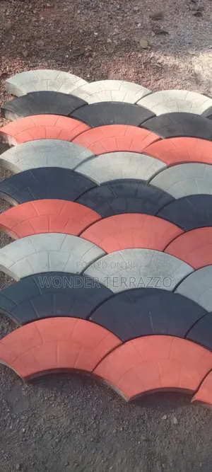 Cloudlike and 3d Arranged Coloured Pavers