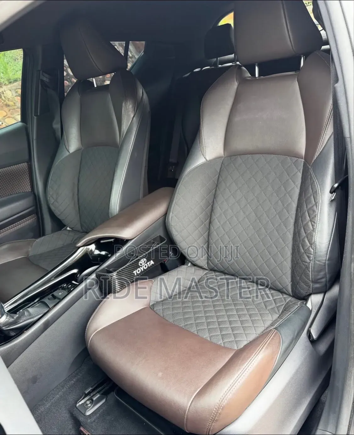 Toyota C-HR 2017 Silver