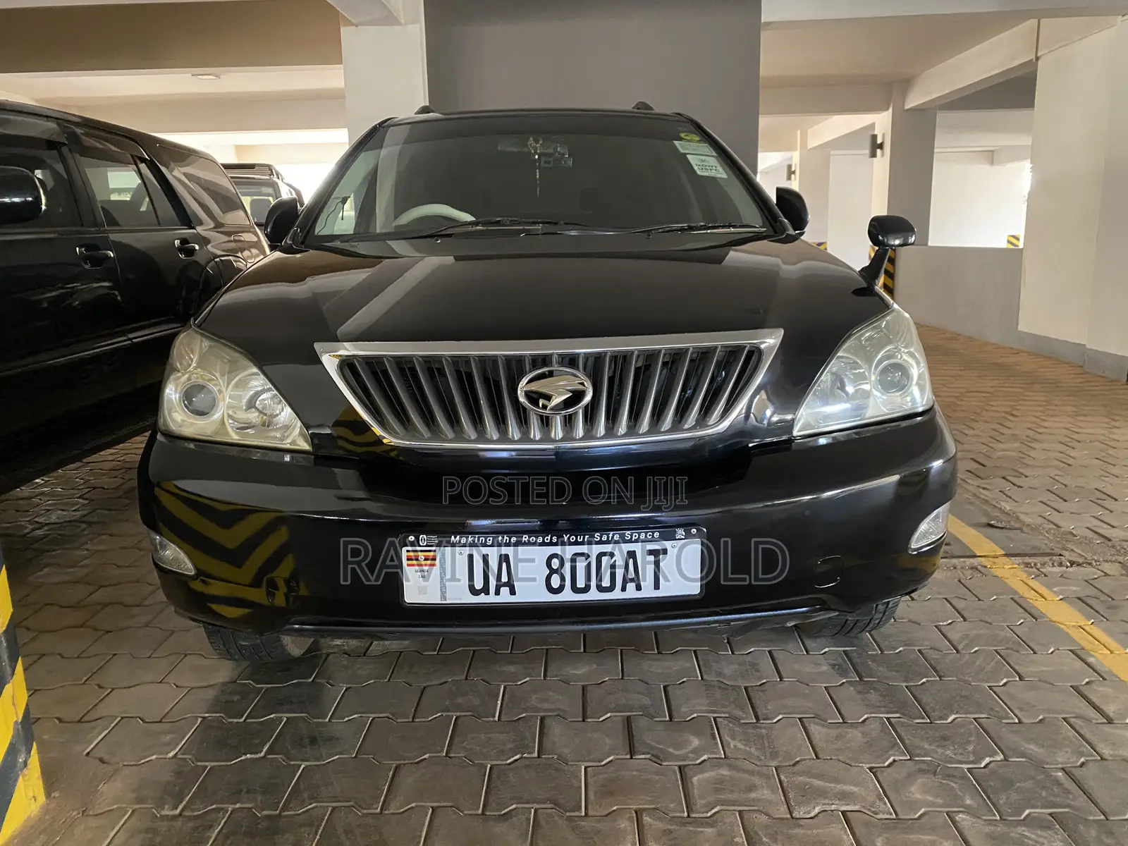 Toyota Harrier 2.4 2010 Black