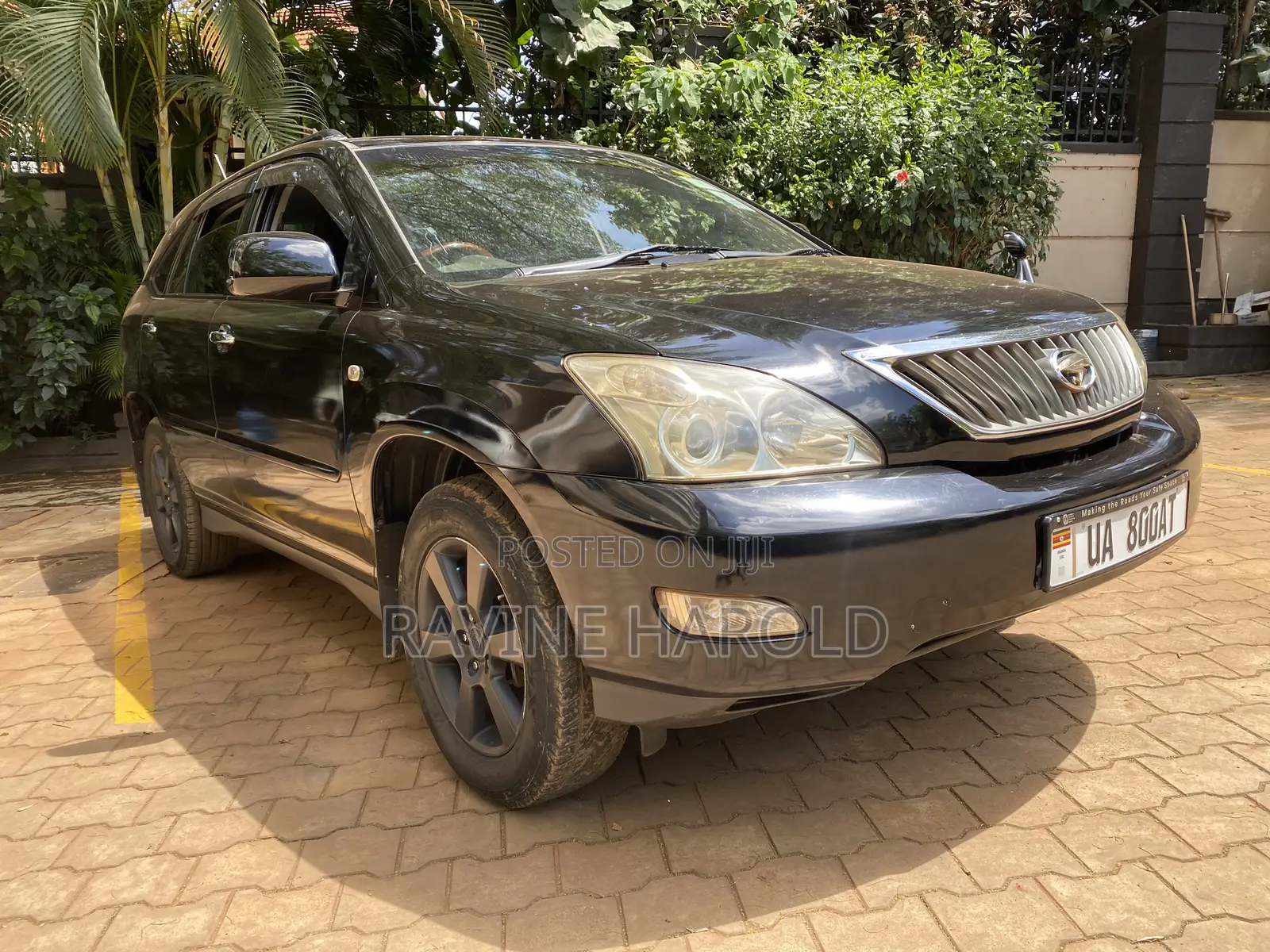 Toyota Harrier 2.4 2010 Black