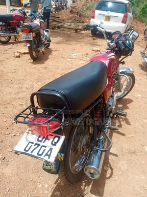 Bajaj Boxer 100 2024 Red