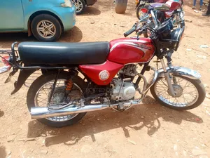 Bajaj Boxer 100 2024 Red