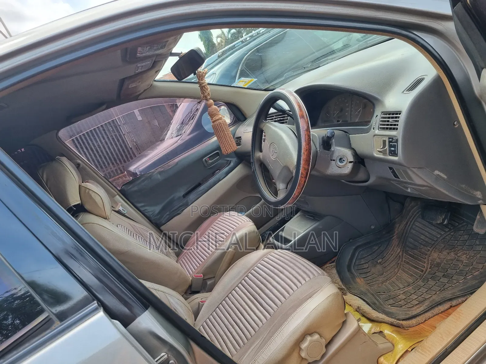 Toyota Gaia 2000 Silver