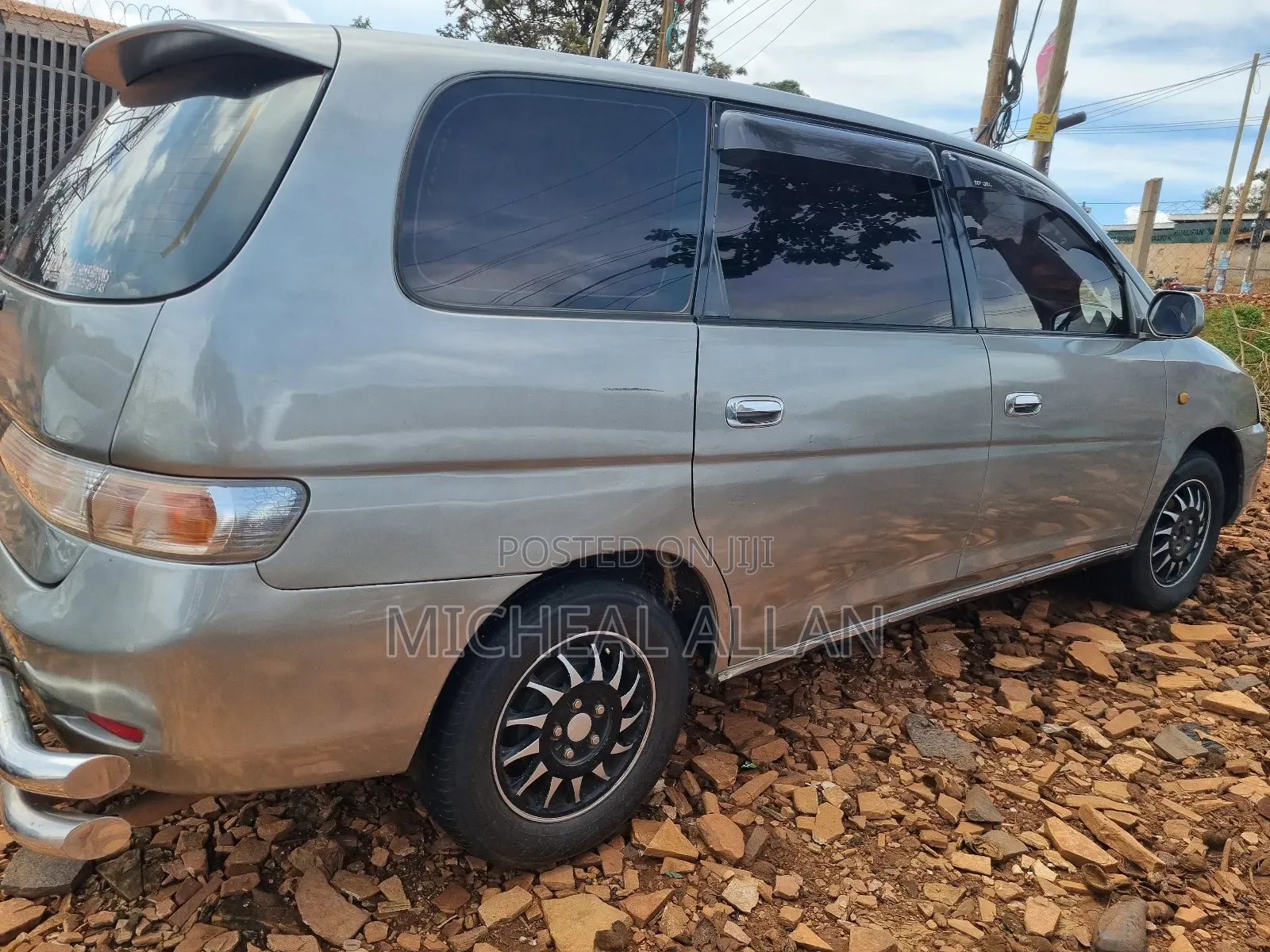 Toyota Gaia 2000 Silver