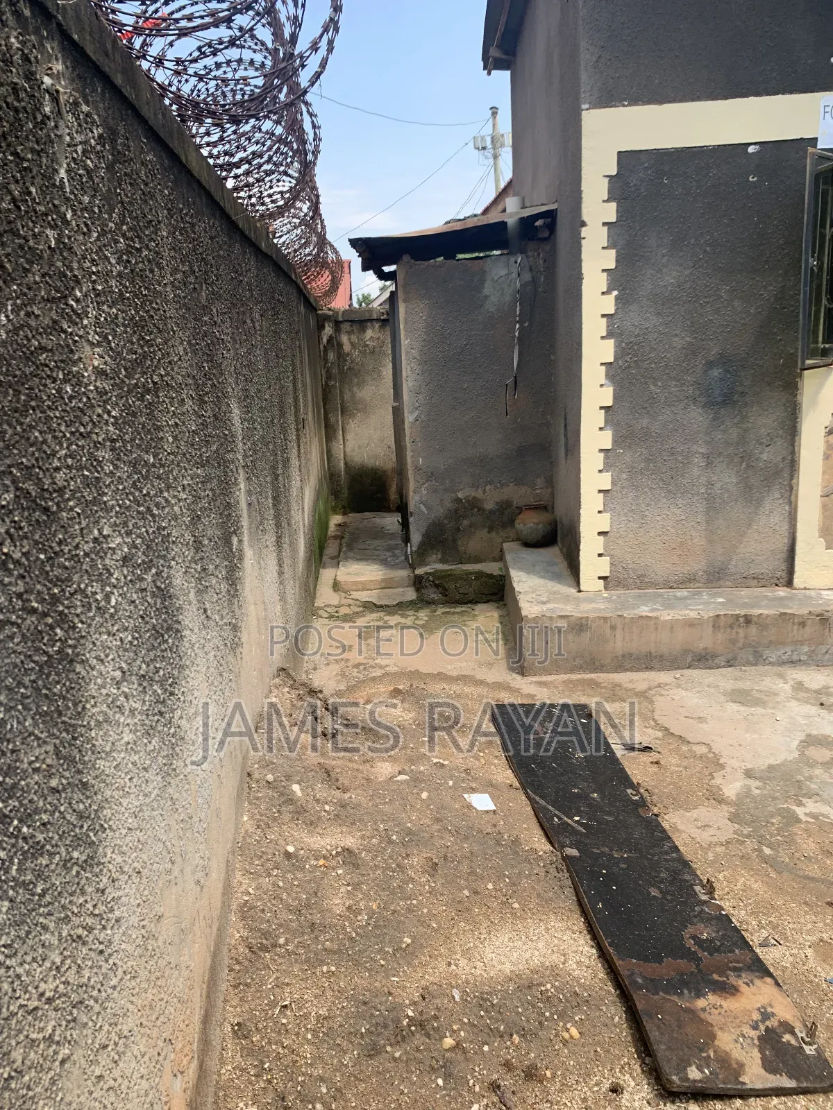 2bdrm House in Bulenga, Central Division for rent