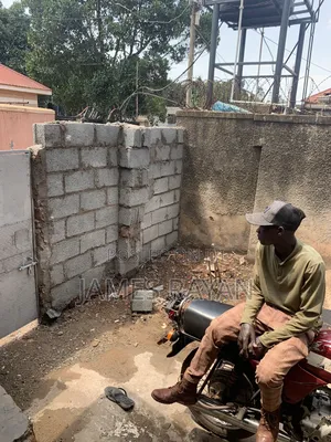 2bdrm House in Bulenga, Central Division for rent