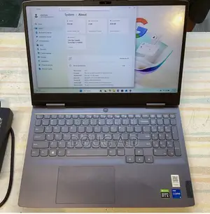 Laptop Lenovo LOQ 15IRH8 16GB Intel Core i5 SSD 1T