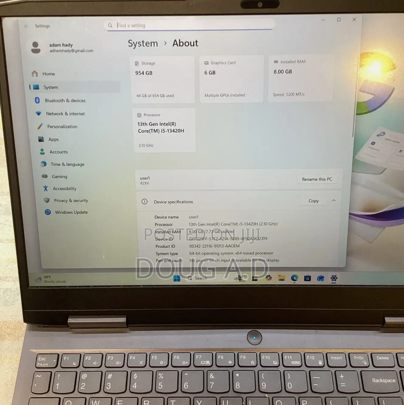 Laptop Lenovo LOQ 15IRH8 16GB Intel Core i5 SSD 1T