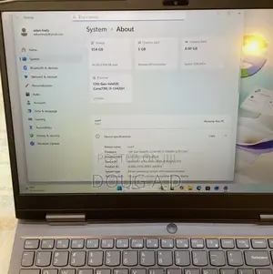 Laptop Lenovo LOQ 15IRH8 16GB Intel Core i5 SSD 1T