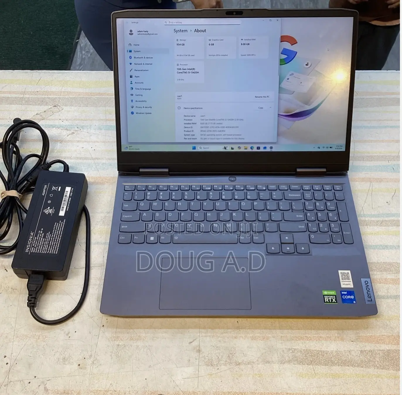 Laptop Lenovo LOQ 15IRH8 16GB Intel Core i5 SSD 1T