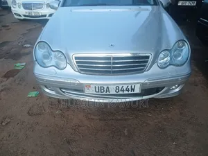 Mercedes-Benz C-Class C 230 (W203 Facelift) 2004 Silver