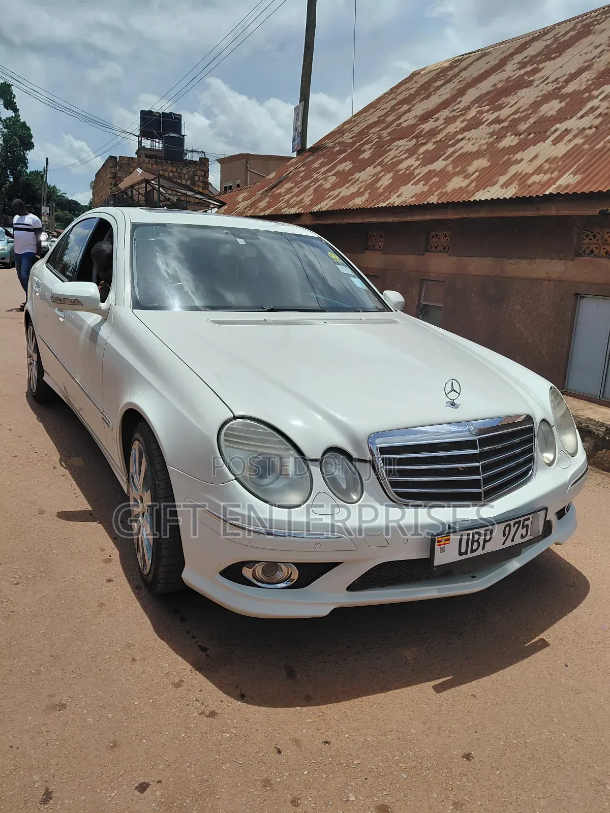 Mercedes-Benz E55 2008 White