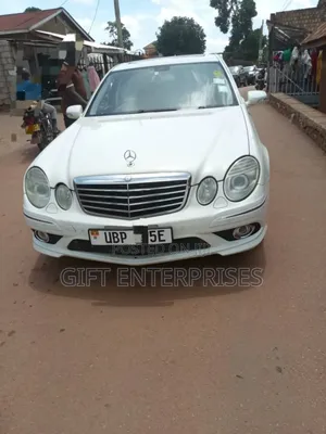 Mercedes-Benz E55 2008 White
