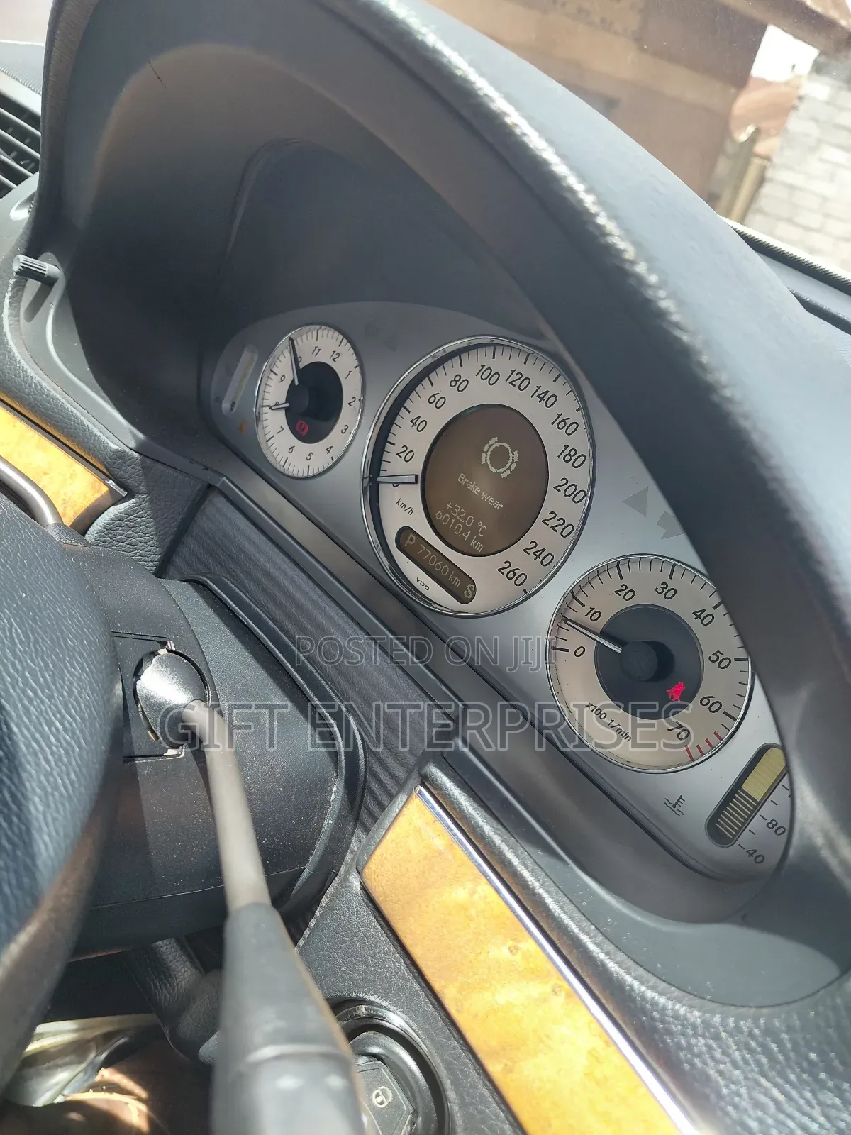 Mercedes-Benz E55 2008 White