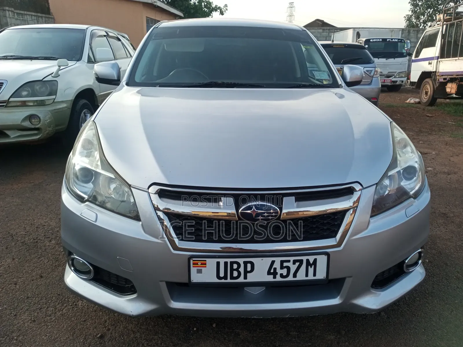 Subaru Legacy 2010 Silver