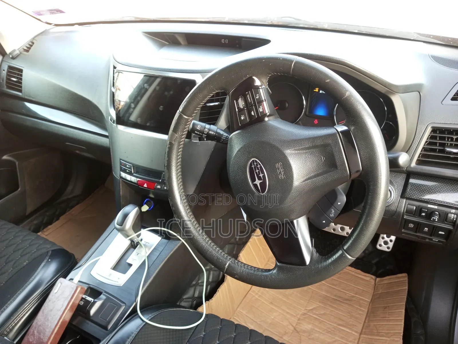 Subaru Legacy 2010 Silver