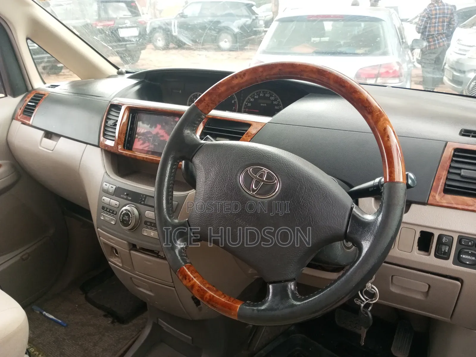 Toyota Noah 2005 Blue