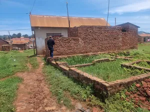 Plot 4 Sale in Busabala Gangu