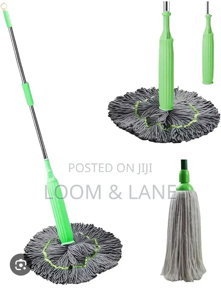 Self-Wringing Twist Mop