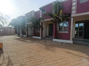 2bdrm Room & Parlour in Nsube, Central Division for rent