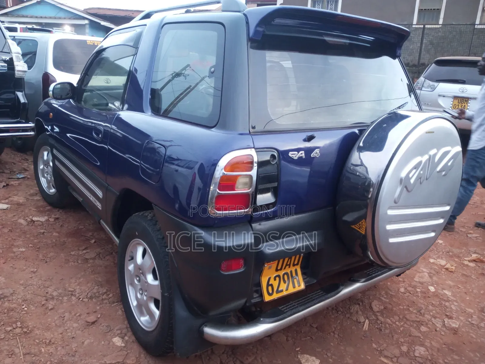 Toyota RAV4 1999 Blue