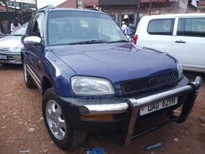 Toyota RAV4 1999 Blue