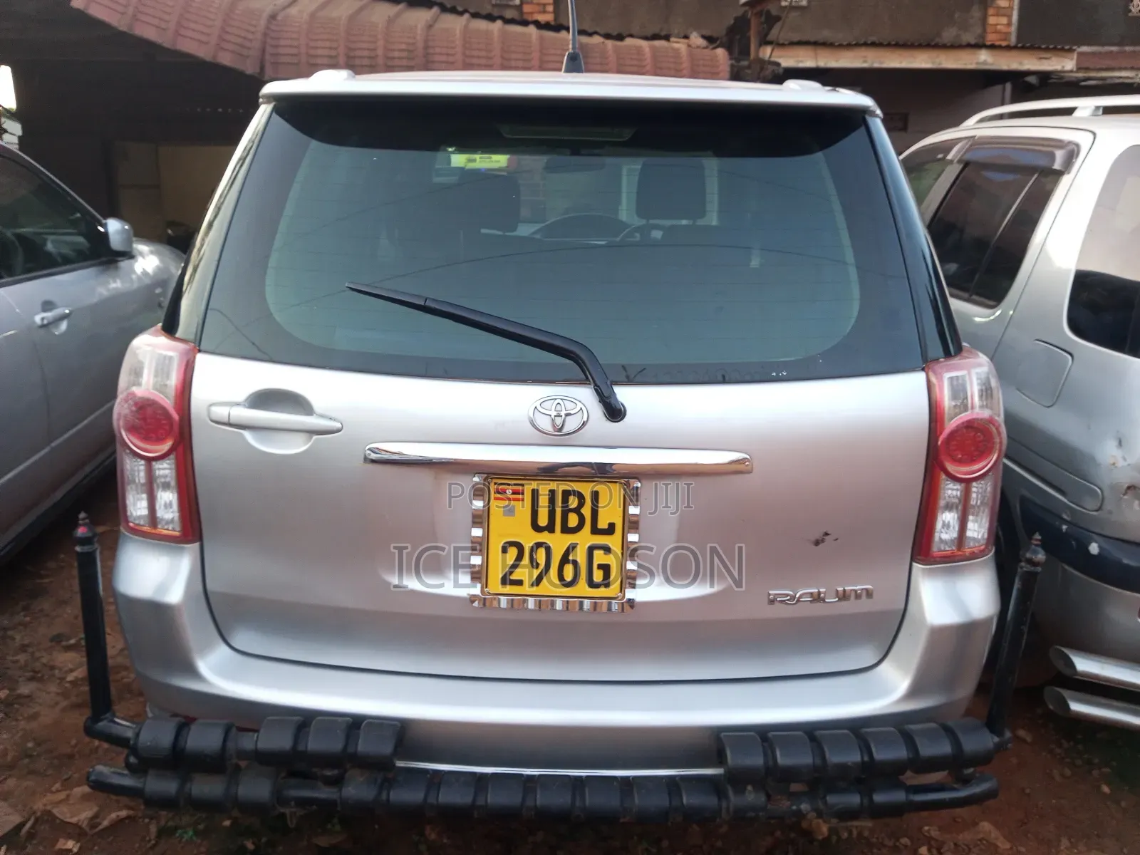 Toyota Raum 2008 Silver