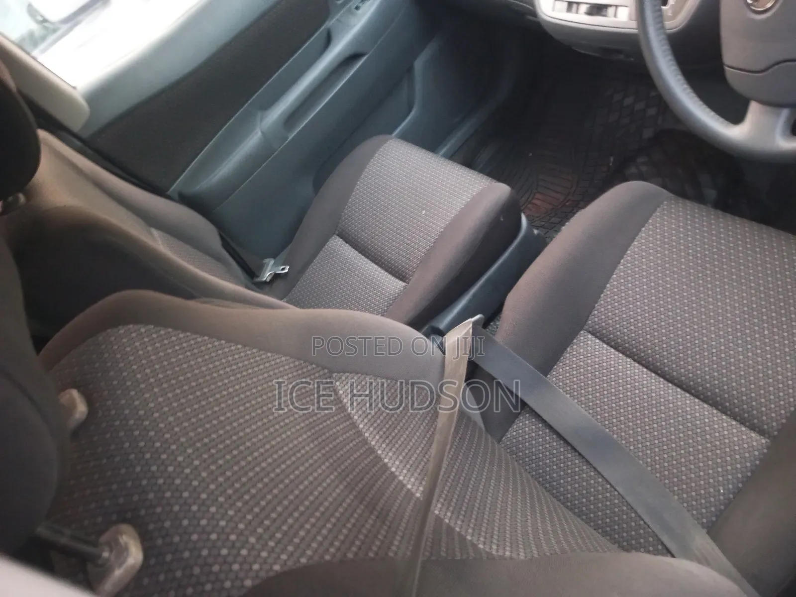 Toyota Raum 2008 Silver