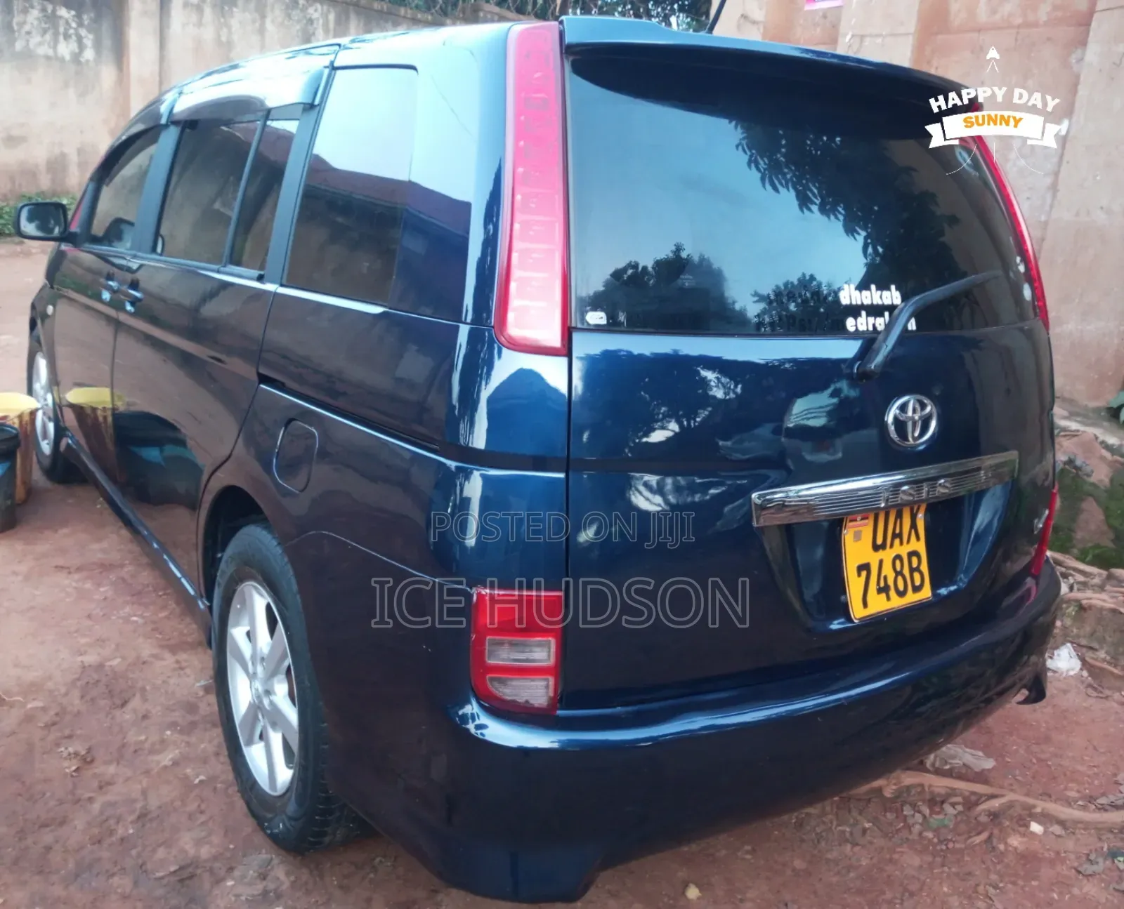 Toyota ISIS 2005 Blue