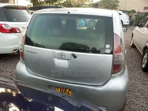 Toyota Passo 2007 Silver