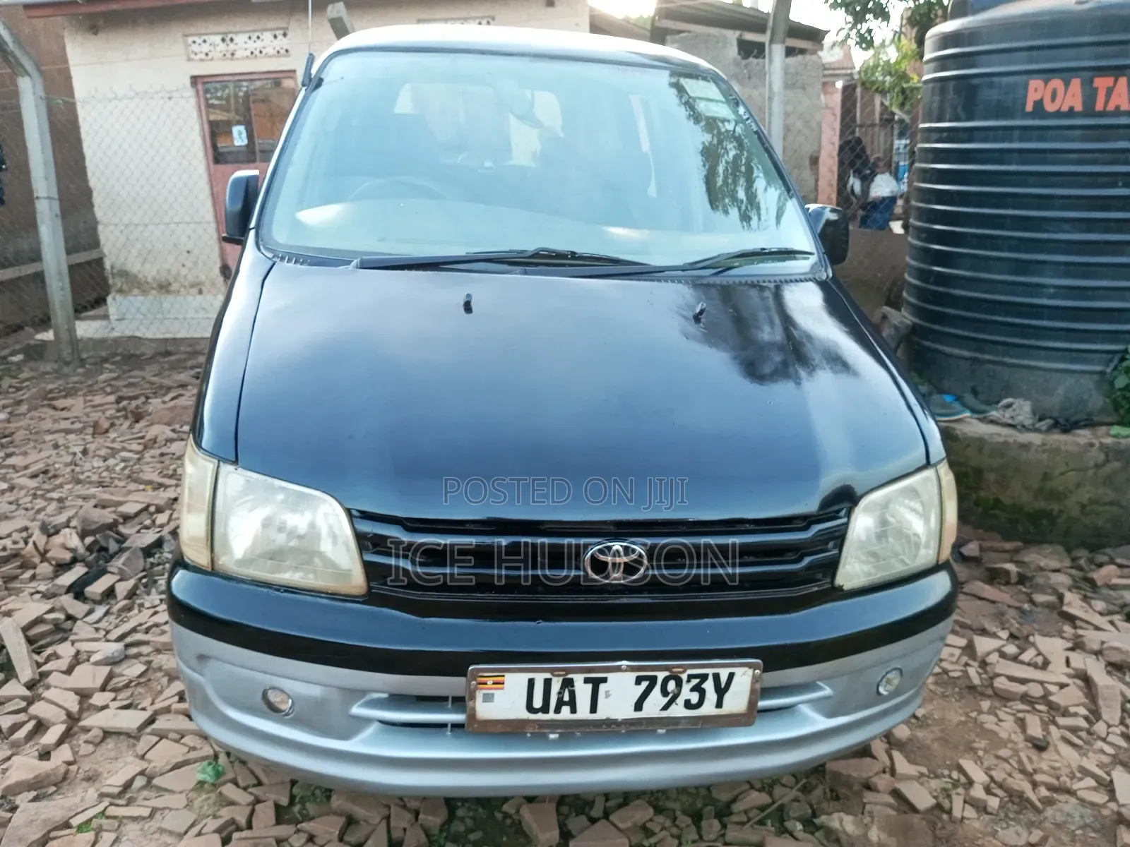 Toyota Noah 2002 Gray