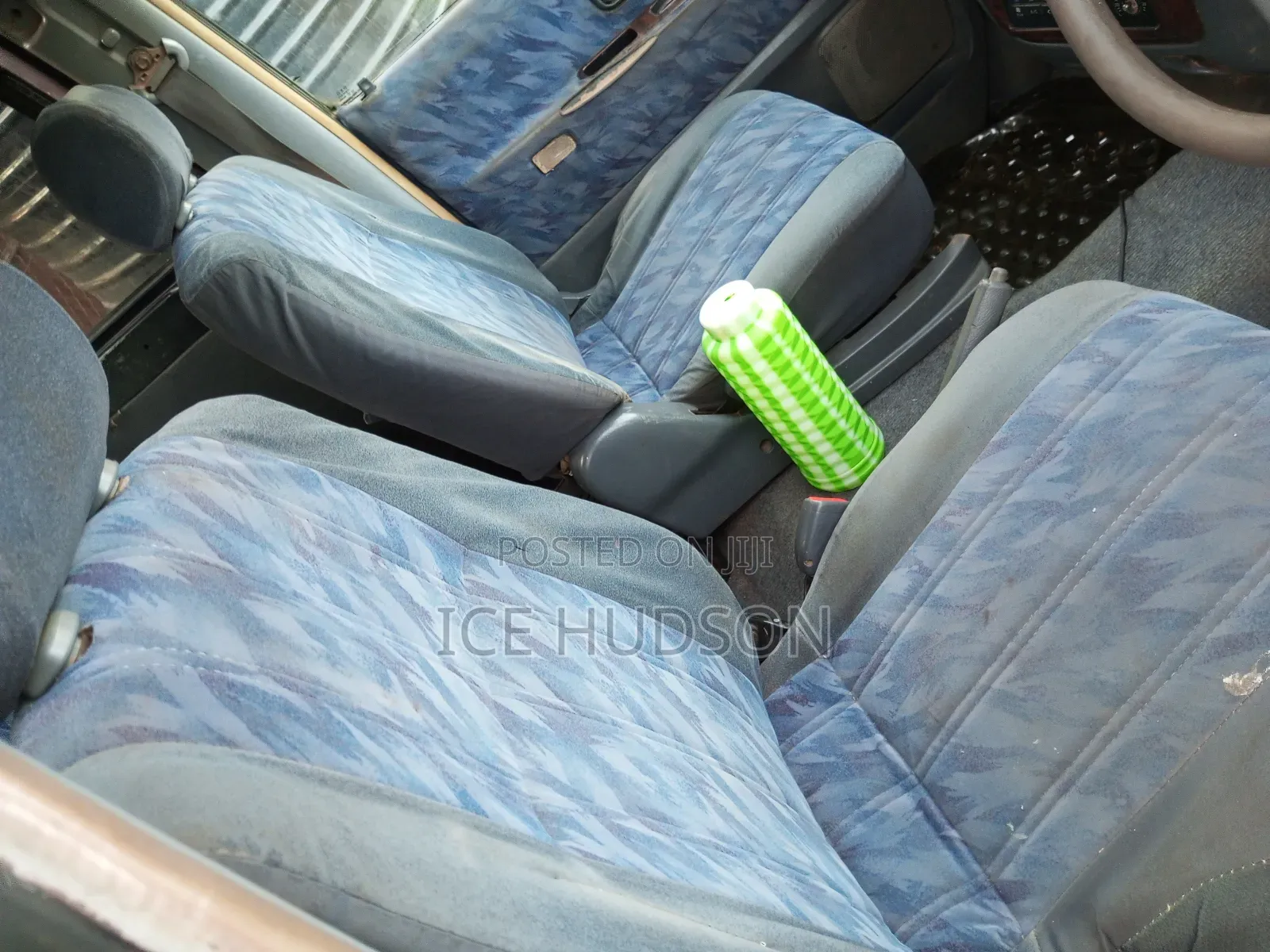 Toyota Noah 2002 Gray