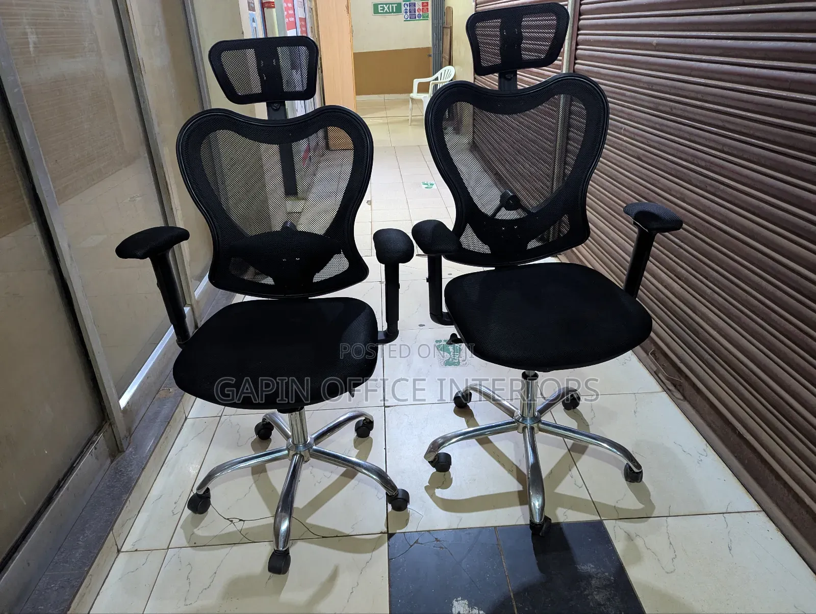 Second Hand Headrest Office Chairs, Price for 2 Pieces