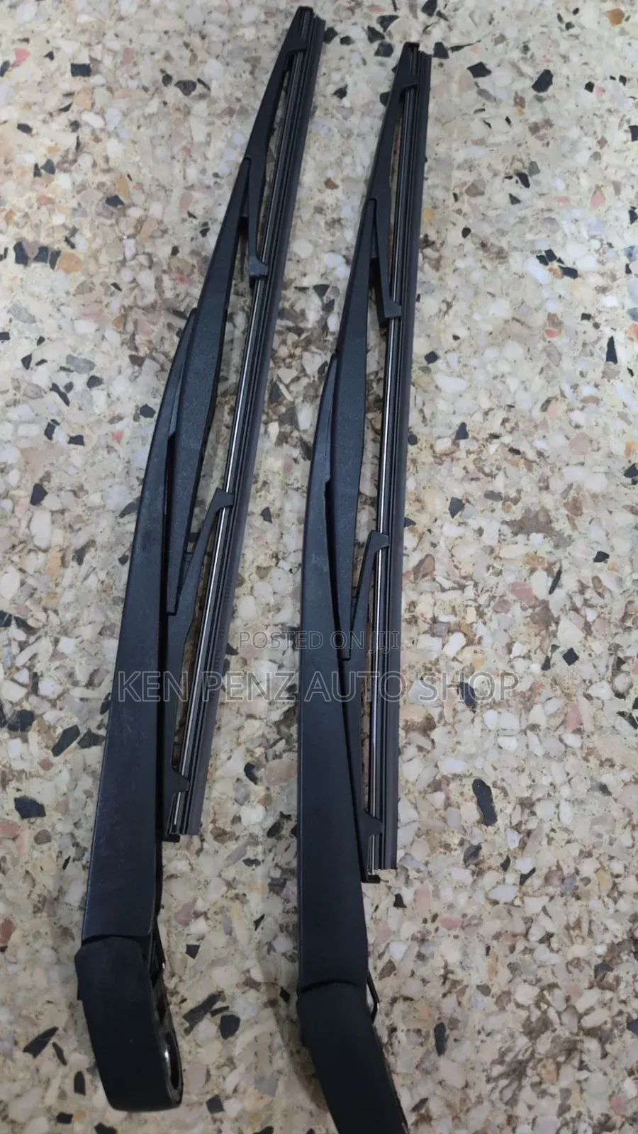 Subaru Forester Xt Rear Door Windshield Wiper Blade and Handle