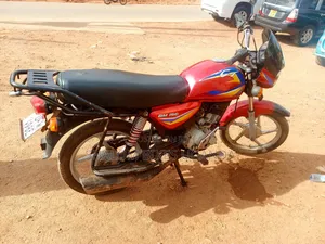 Bajaj CT 125X 2024 Red