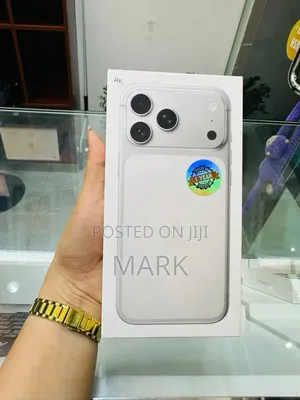 New Apple iPhone 17 Pro Max 256 GB Silver