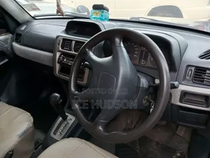 Mitsubishi Pajero IO 2000 Blue
