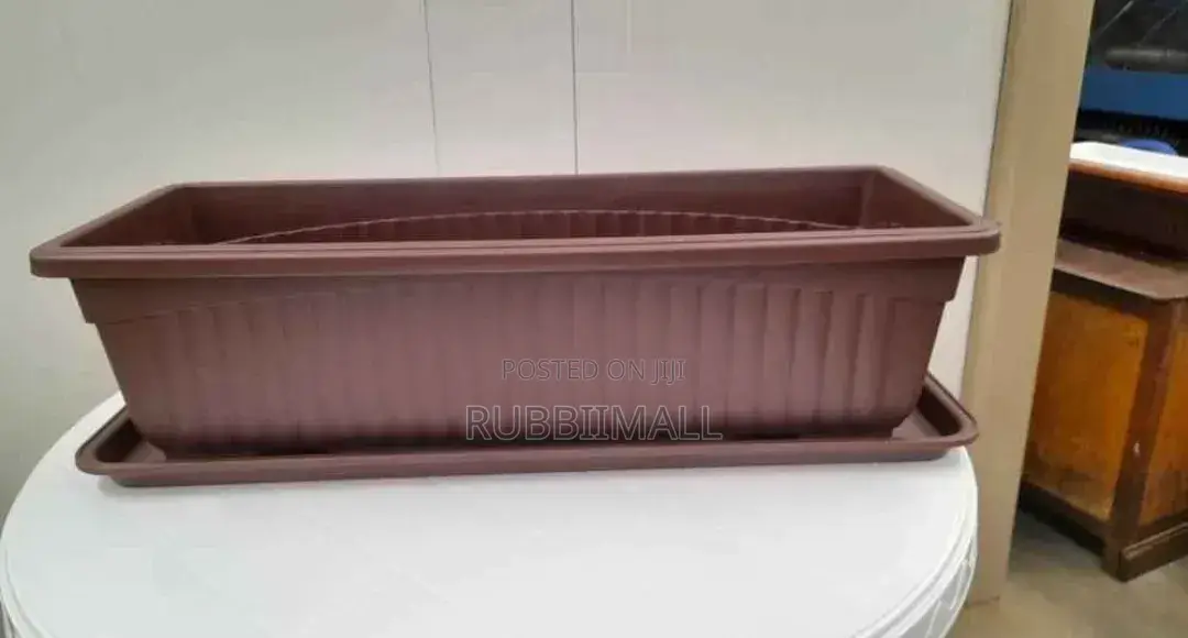 Rectangular Plastic Planter+ Drip Tray