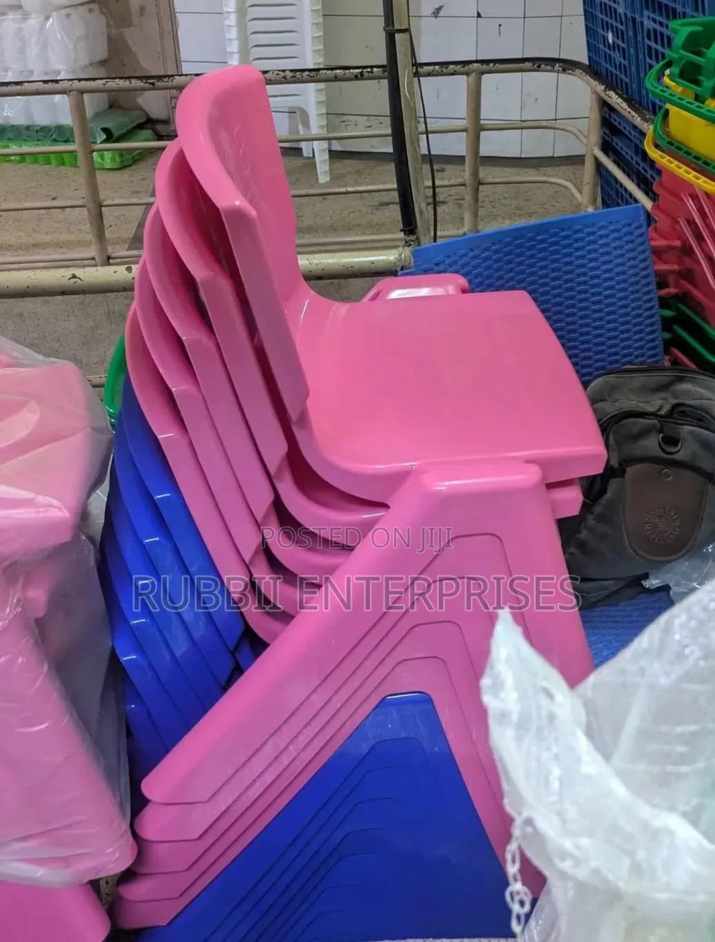 Kids Chair ~ Blue/Pink