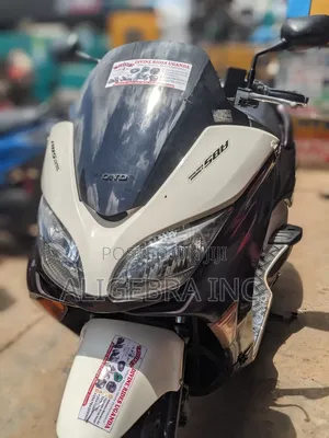 Honda Forza 2018 White