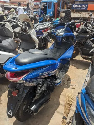 Honda 2018 Blue