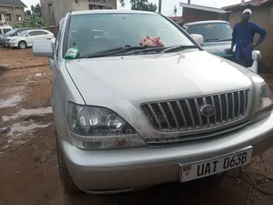 Toyota Harrier 1999