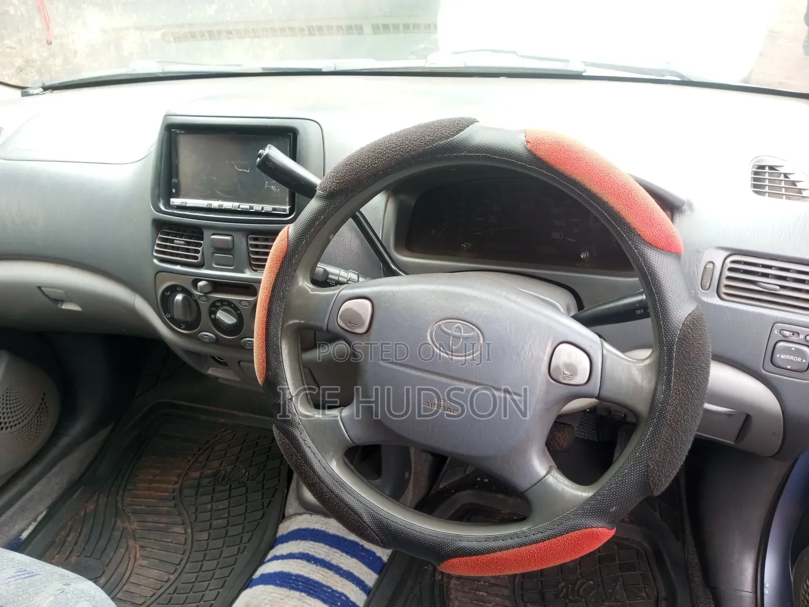 Toyota Raum 2002