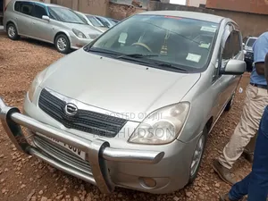 Toyota Corolla Spacio 2004 Gold
